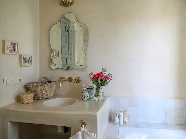 Riad Amour