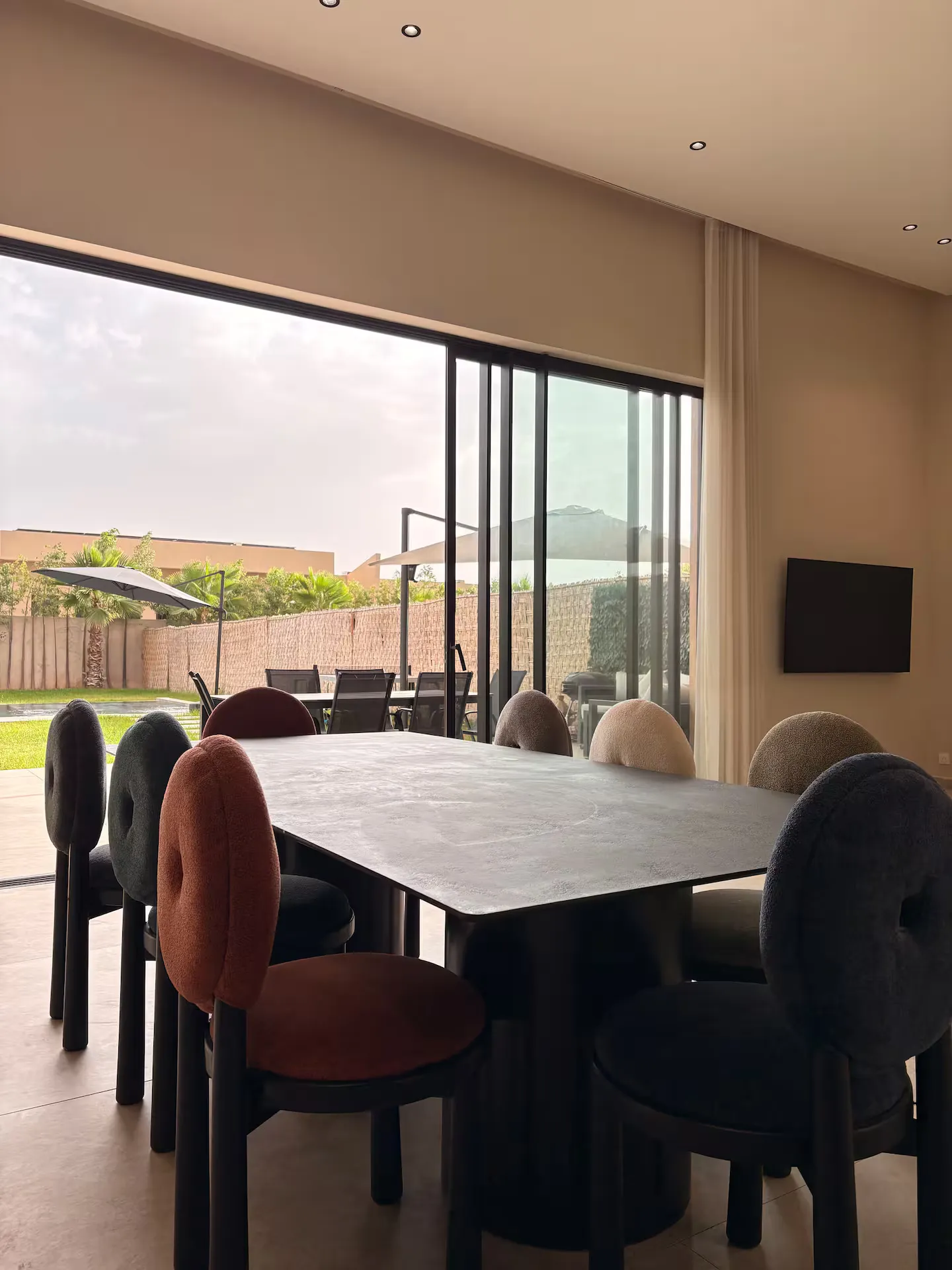 Villa Santal - Espace Repas Design Ouvert sur l'Extérieur